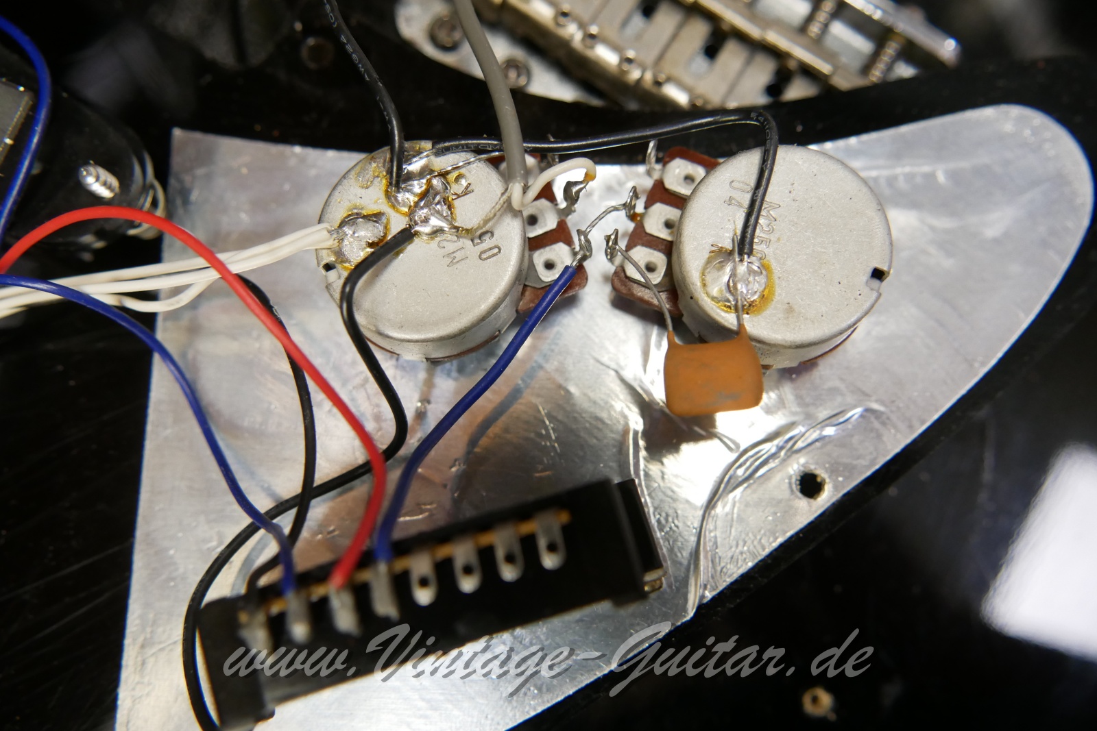 Tokai_Stratocaster_Black_Japan_1990018.JPG
