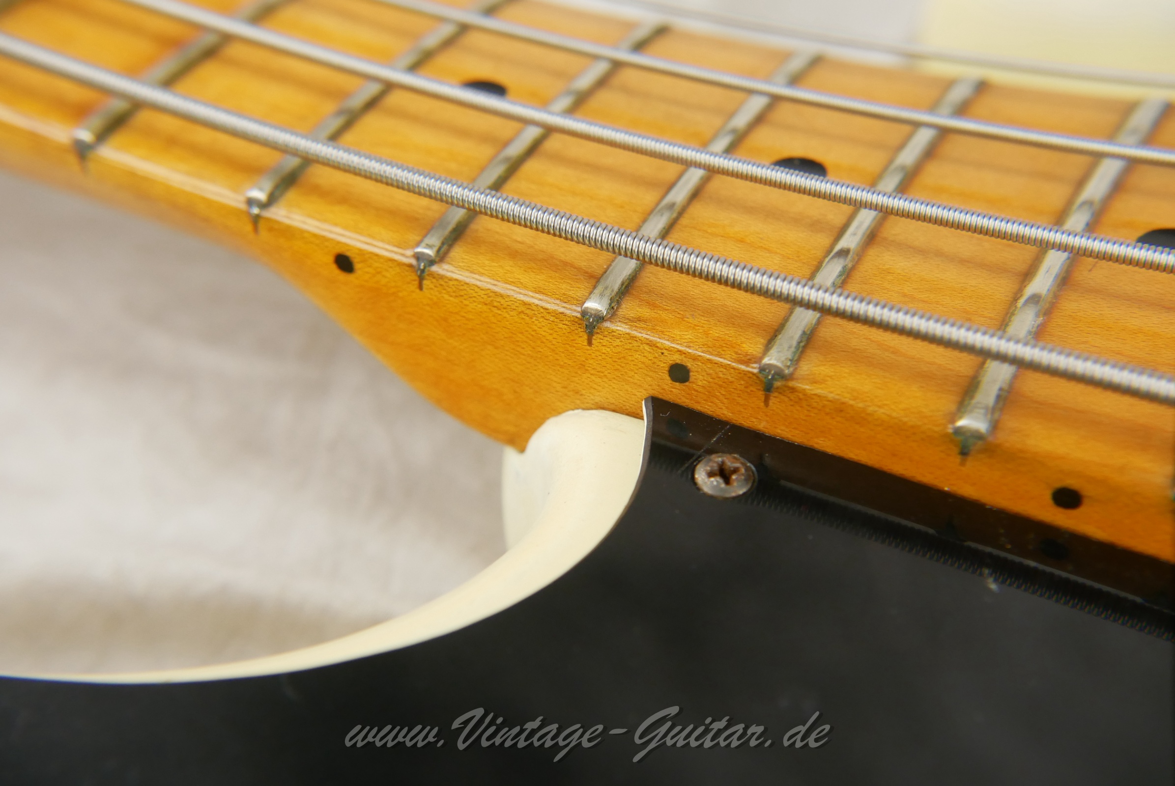 Fender-Precision-Bass-1956-Bob-Daisley-020.JPG