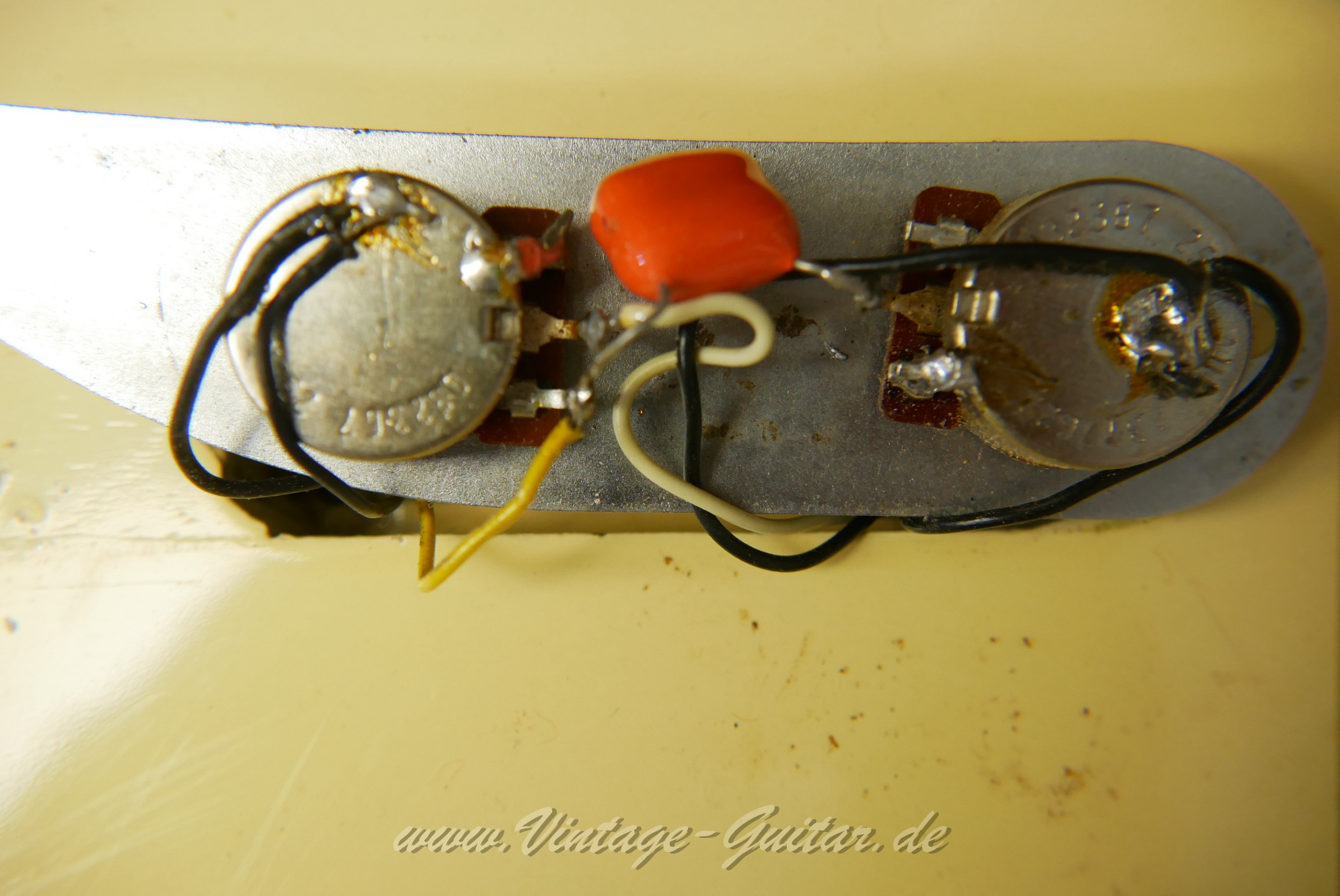 Fender-Precision-Bass-1956-Bob-Daisley-033.JPG