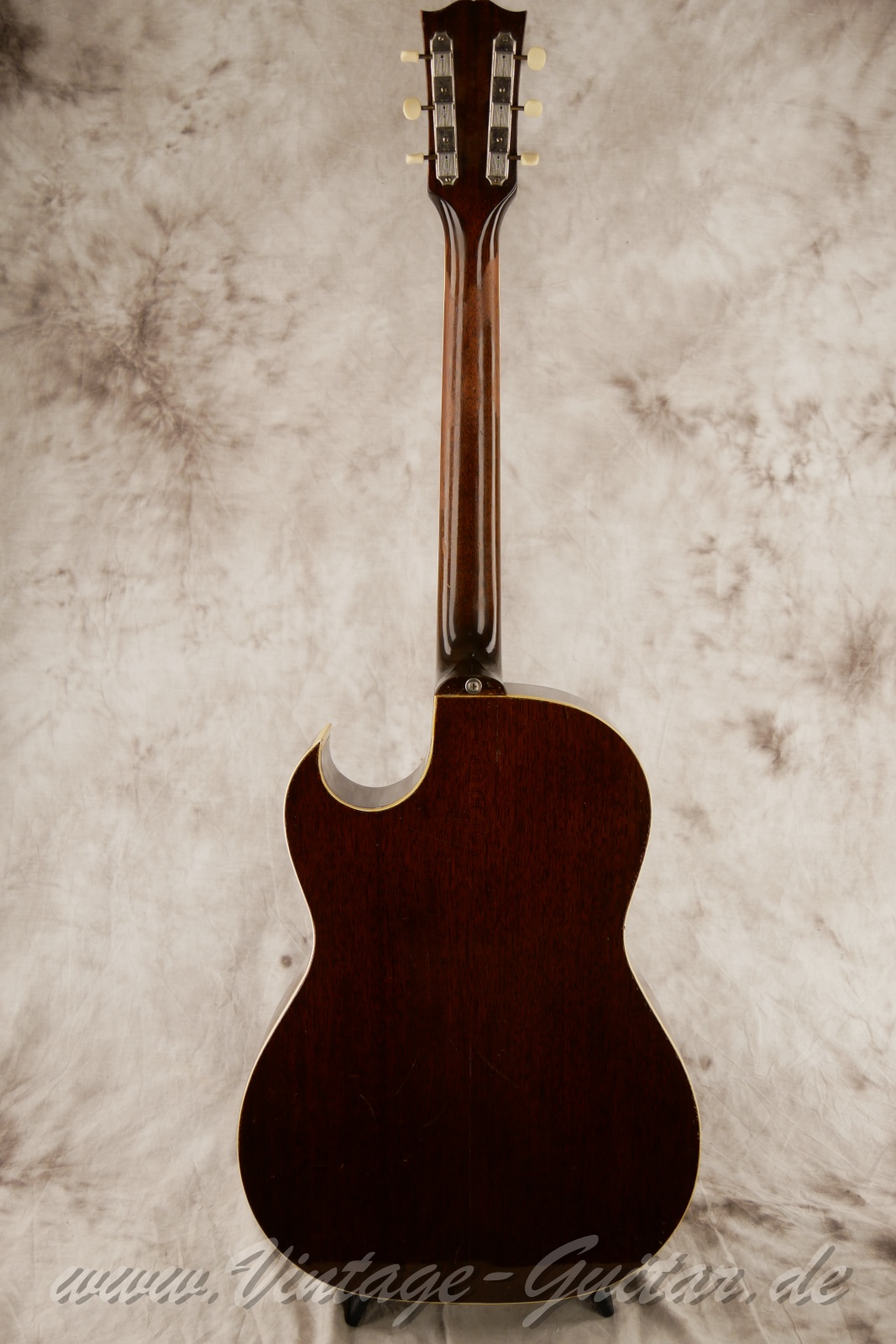 img/vintage/6523/Gibson_CF-100_Sunburst_1950-002.jpg