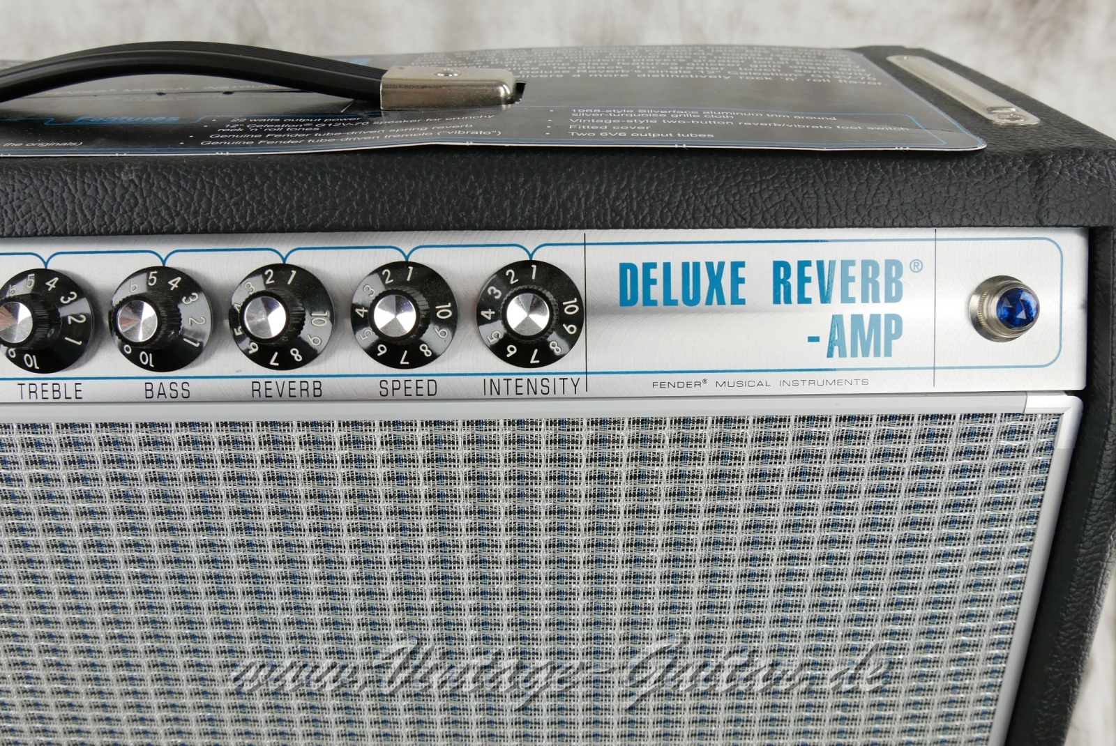 Fender_Deluxe_Reverb_68_Custom_2022-006.JPG