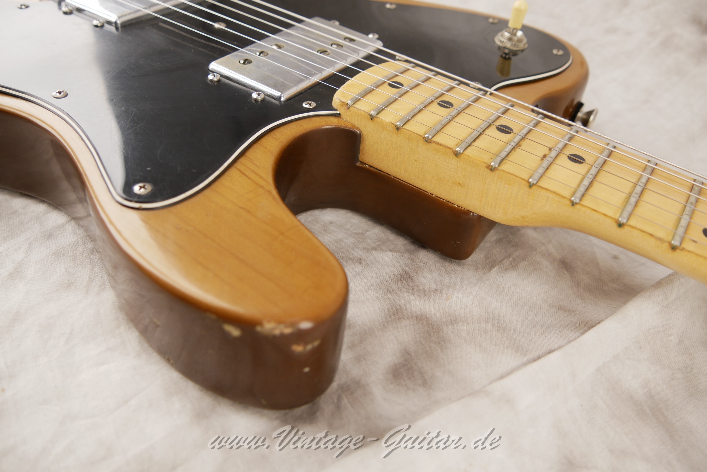 Fender-Telecaster-Deluxe-1974-moccha-021.JPG