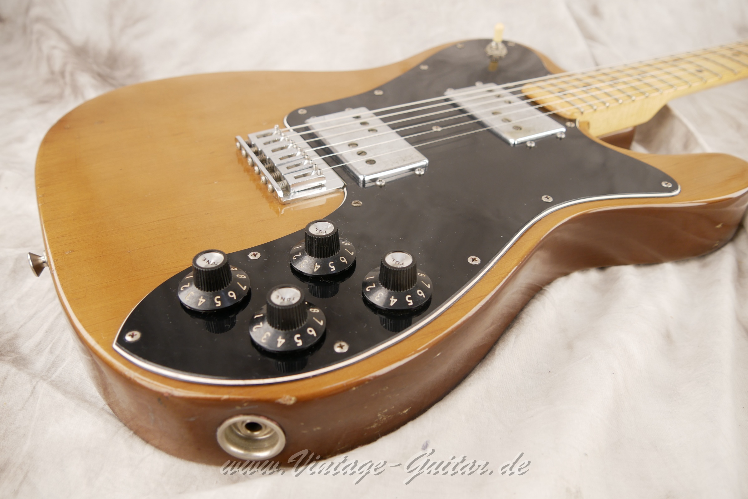 Fender-Telecaster-Deluxe-1974-moccha-022.JPG
