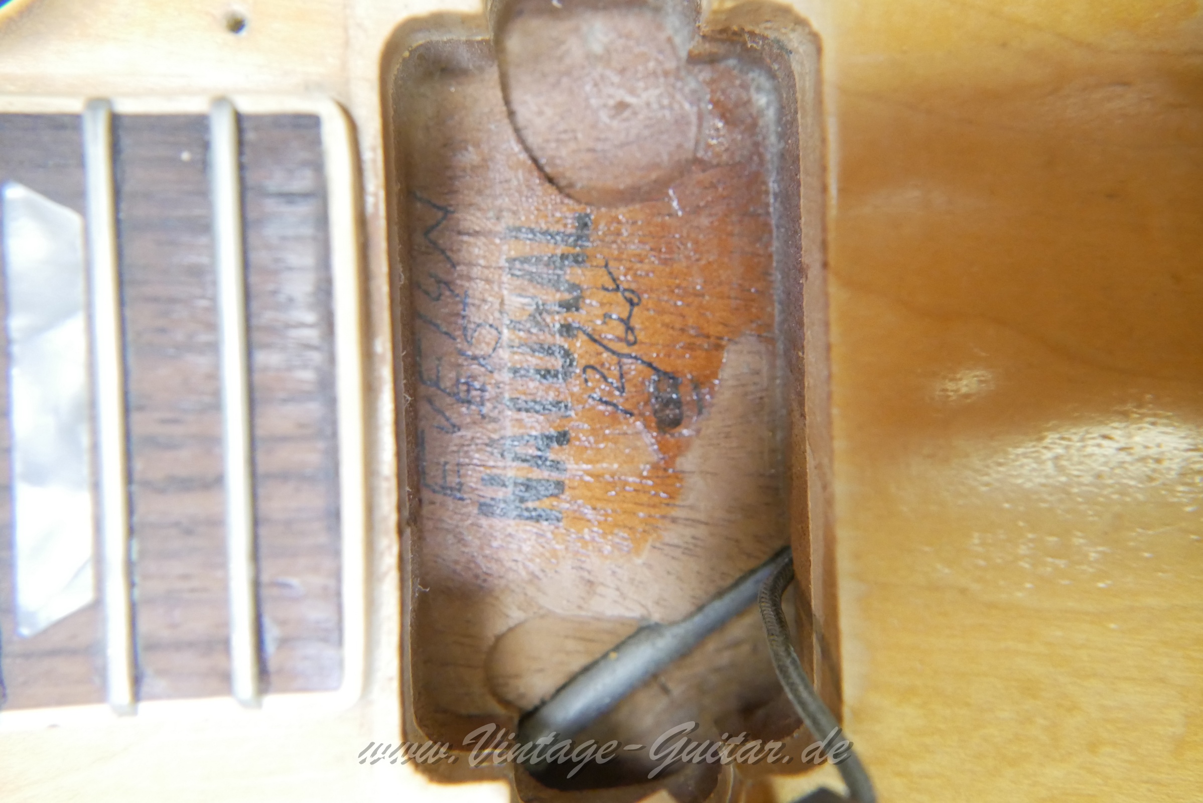 Gibson-Les-Paul-Standard-Maple-1978-028.JPG
