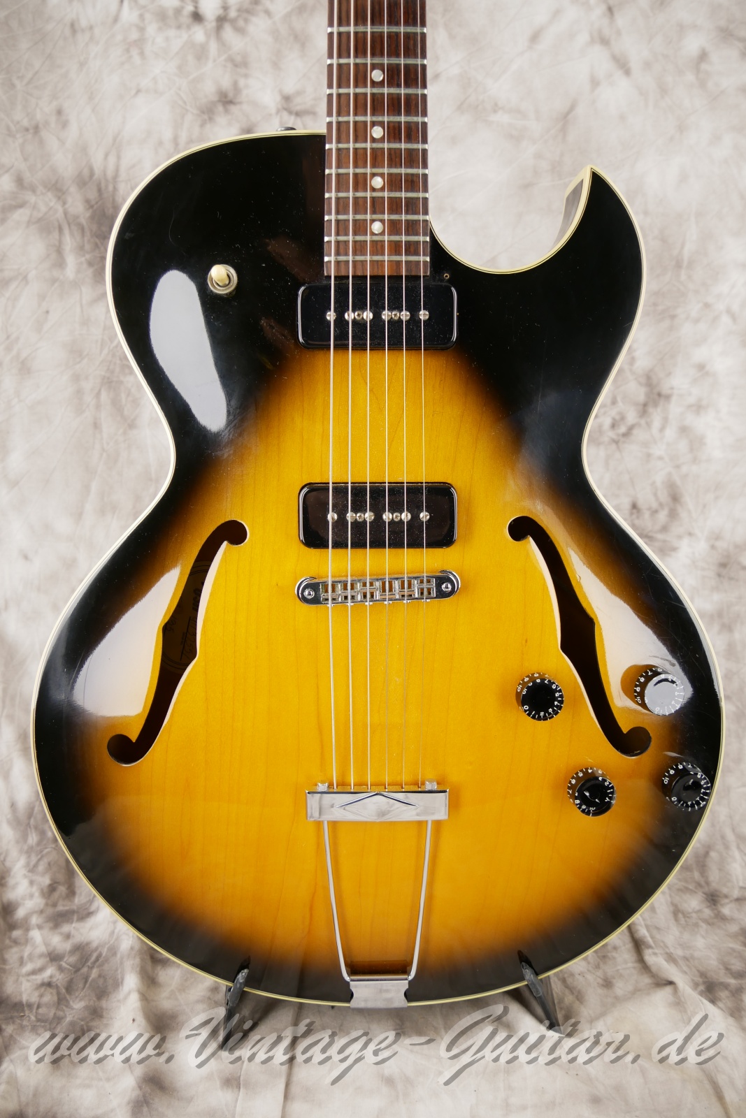Gibson-ES-135-1997-003.JPG