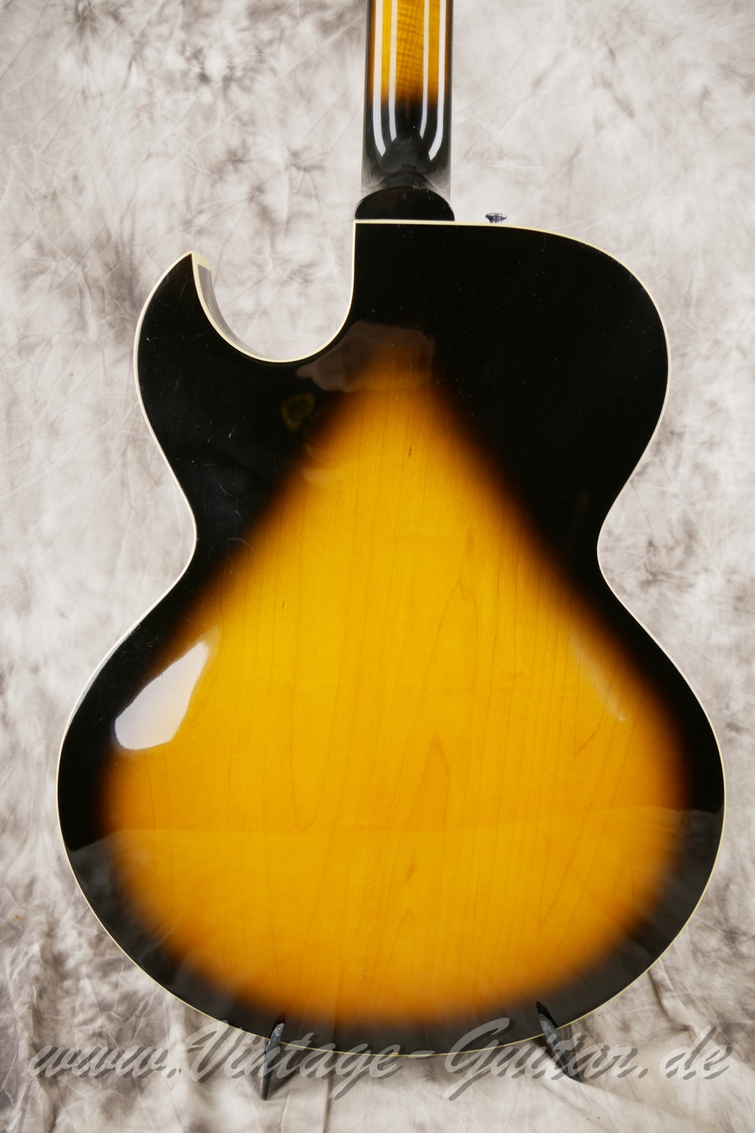 Gibson-ES-135-1997-004.JPG