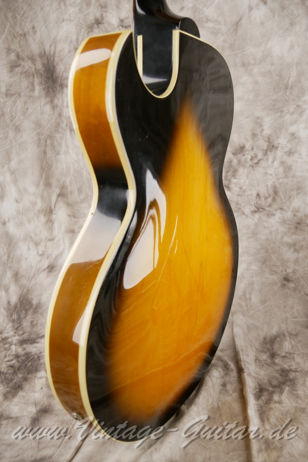 Gibson-ES-135-1997-013.JPG