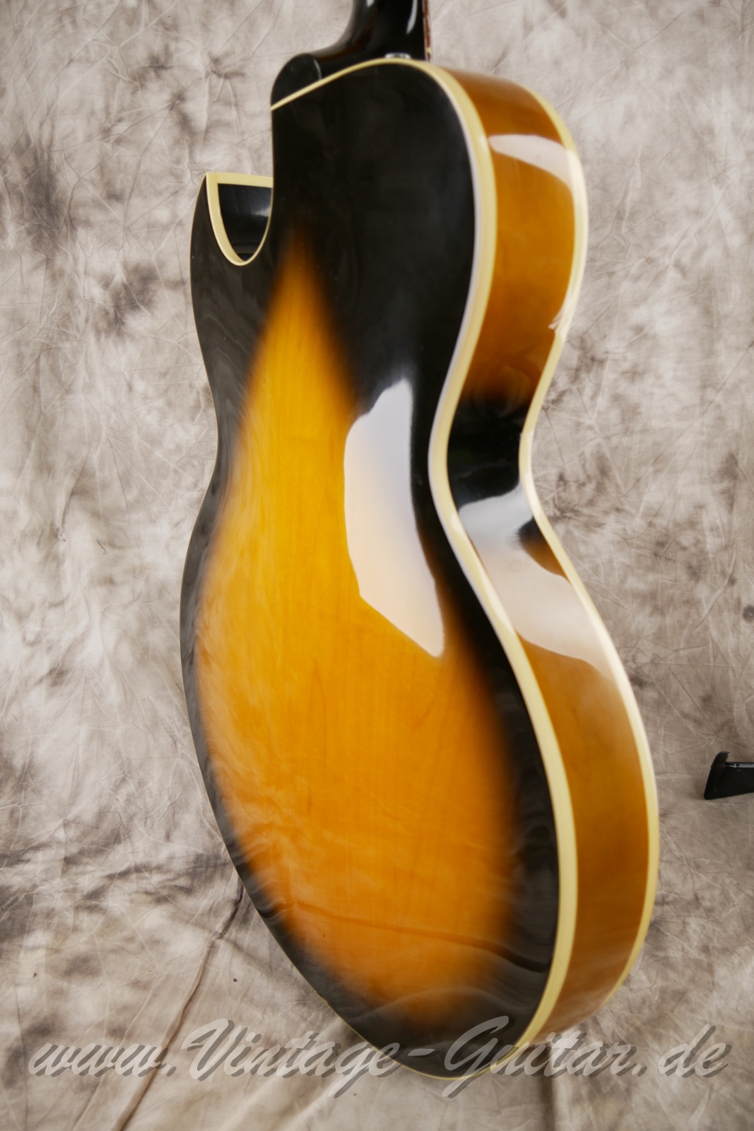 Gibson-ES-135-1997-014.JPG