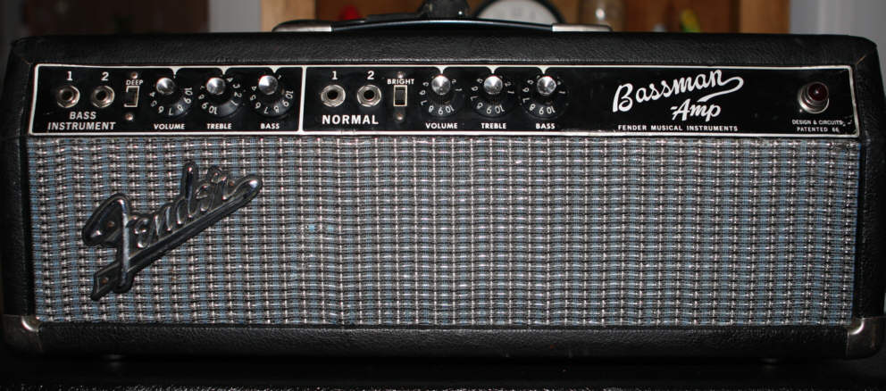 Fender_Bassman_1966_Blackface-top.jpg