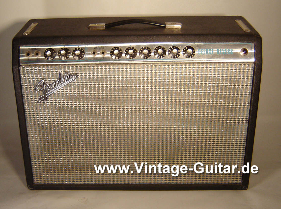 Fender_Deluxe_Reverb_1972_1.jpg