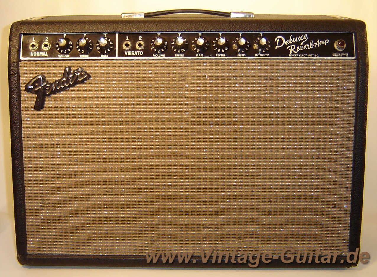 Fender_Deluxe_Reverb_1965_Blackface_1.jpg