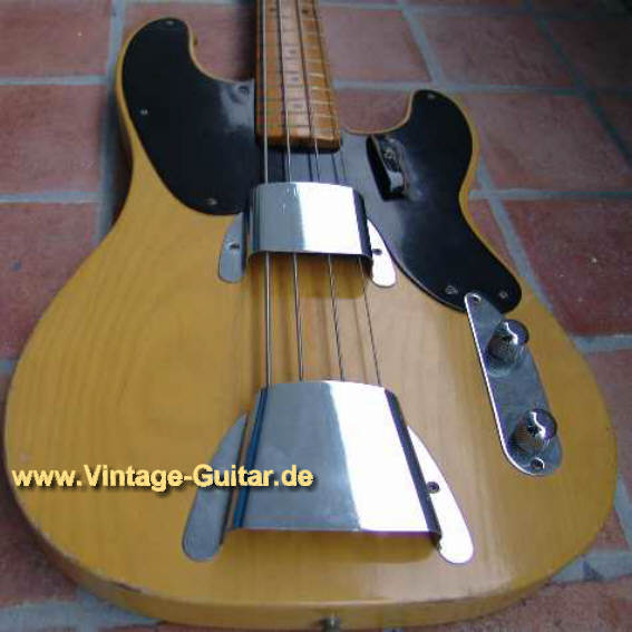 Fender_Precision_1952_3.jpg