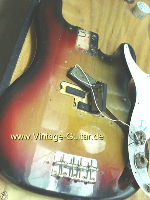 img/vintage/681/Fender_Precision_Bass_1974_sb_3.jpg