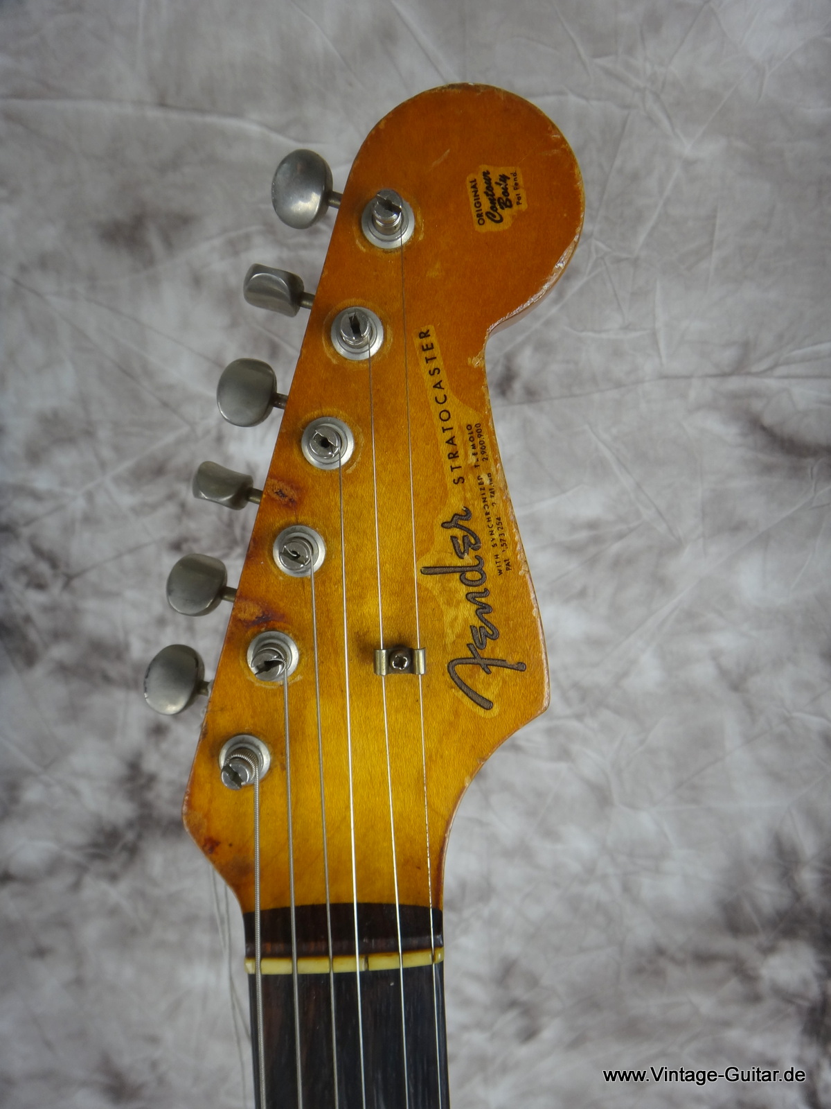 Fender_Stratocaster-1962_blond-002.JPG