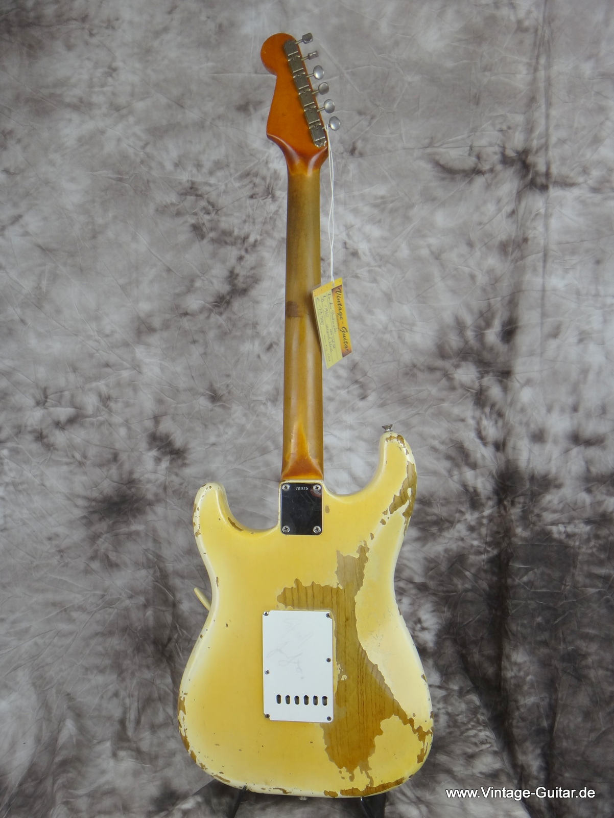 Fender_Stratocaster-1962_blond-004.JPG