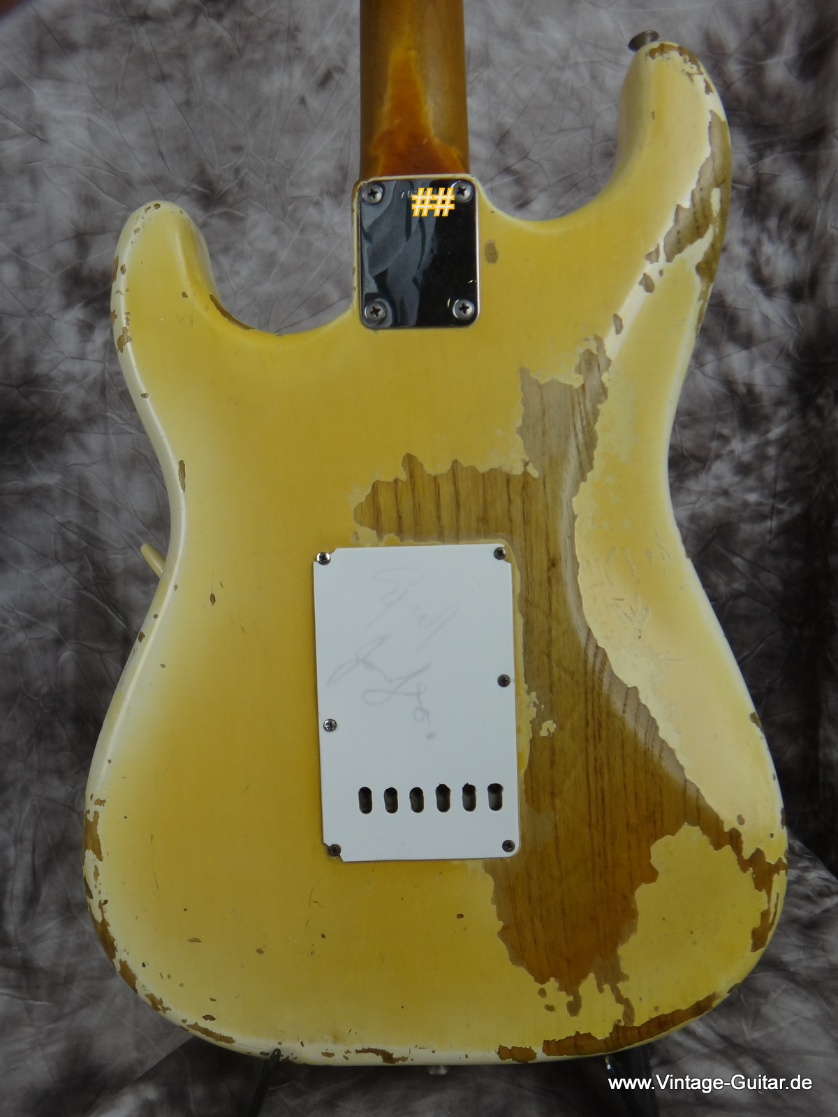 Fender_Stratocaster-1962_blond-006.JPG