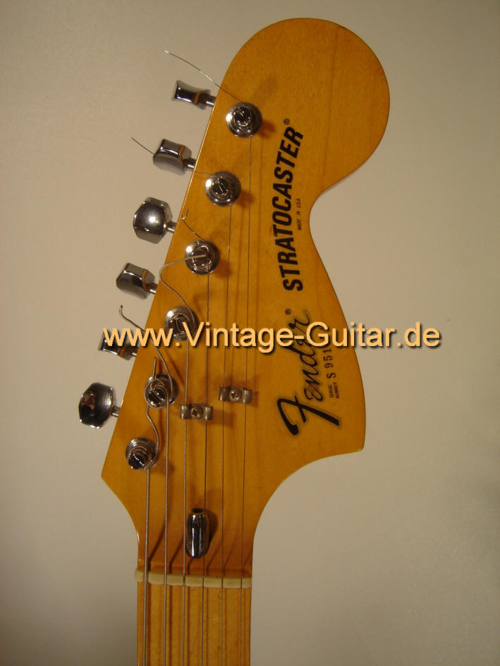 Fender-Stratocaster-Antigua-1979-3.jpg