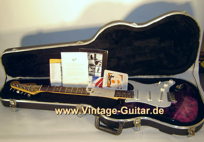 img/vintage/706/Fender_Stratocaster_Aluminum_1995_purple_4.jpg