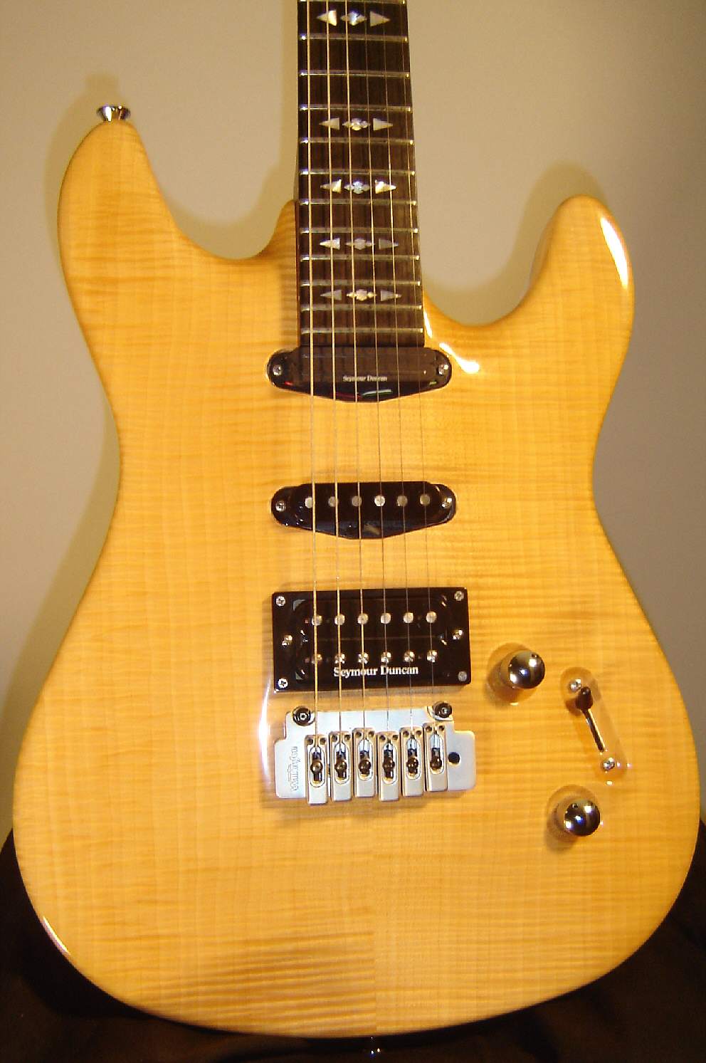 Framus-Gitarre-2.jpg