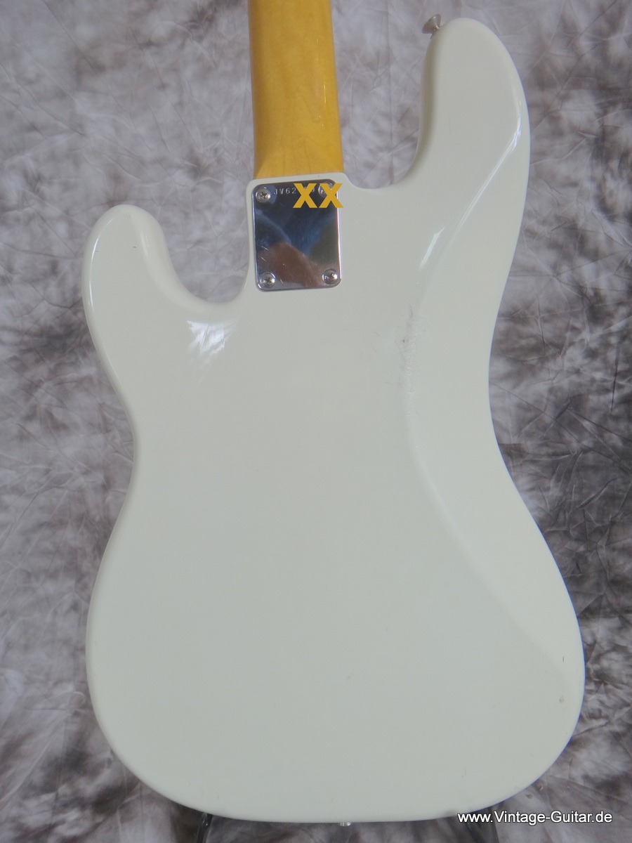 Fender-Squier-Precision-Bass-white-JV-005.JPG