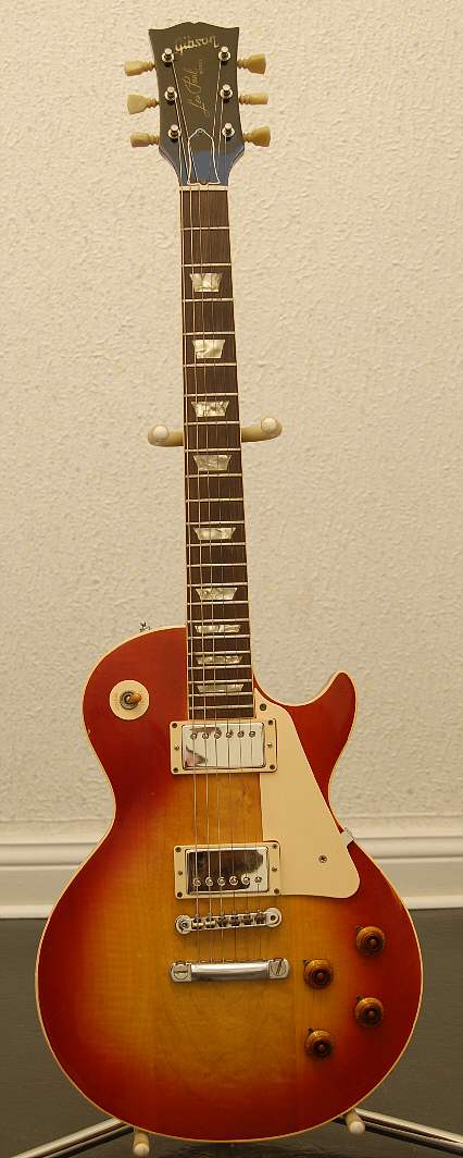 Les-Paul-Deluxe-73-cherry-burst.jpg