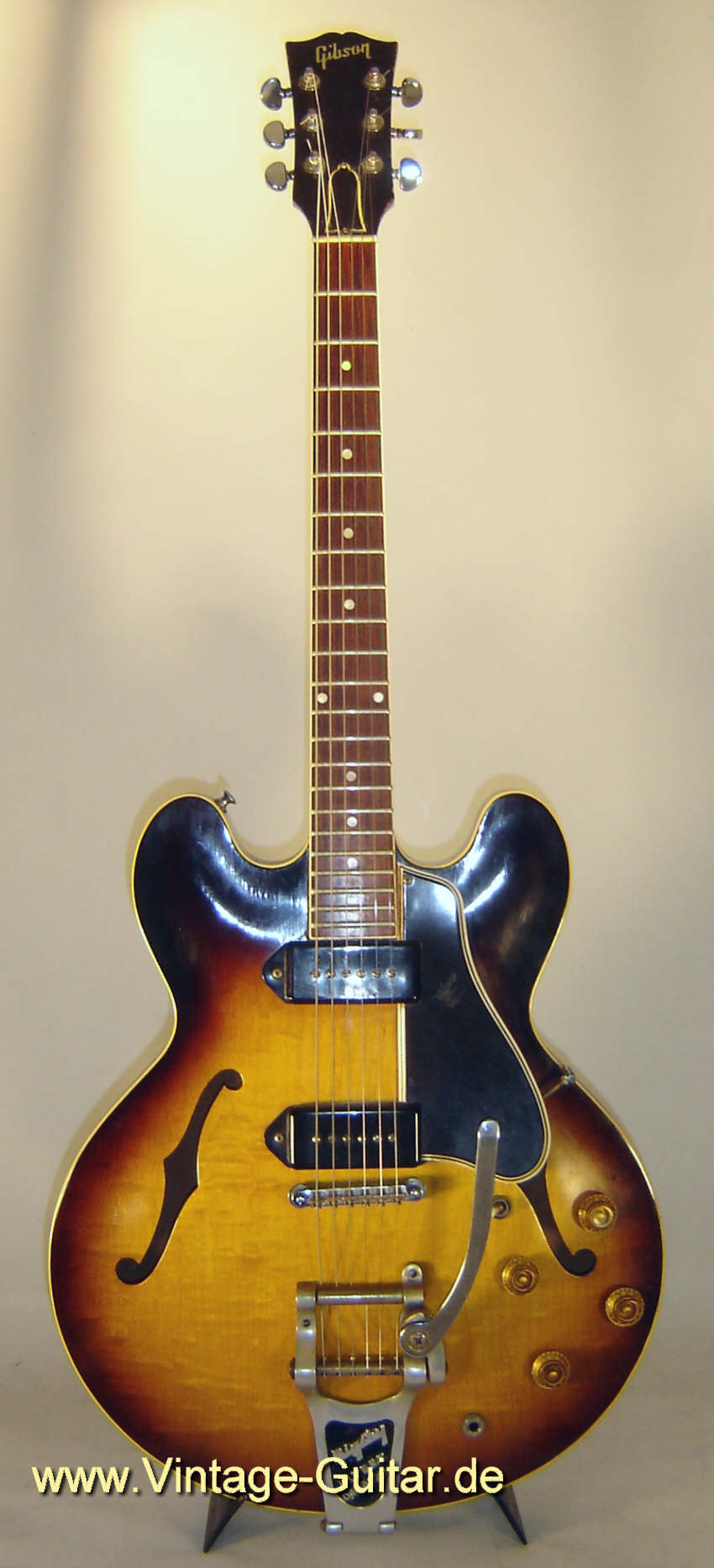 Gibson_ES-330D_1959_1.jpg