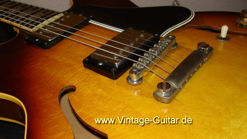Gibson_Es-335-sunburst-1966-top-2.jpg