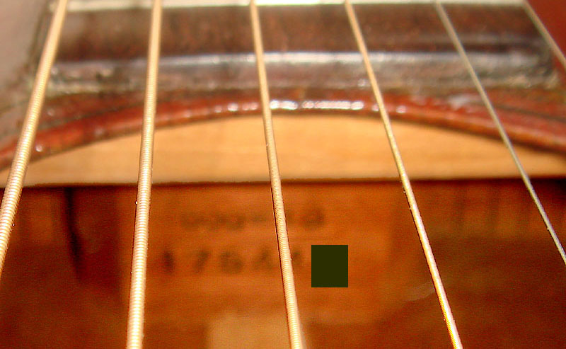 martin-000-18-serialnumber.jpg