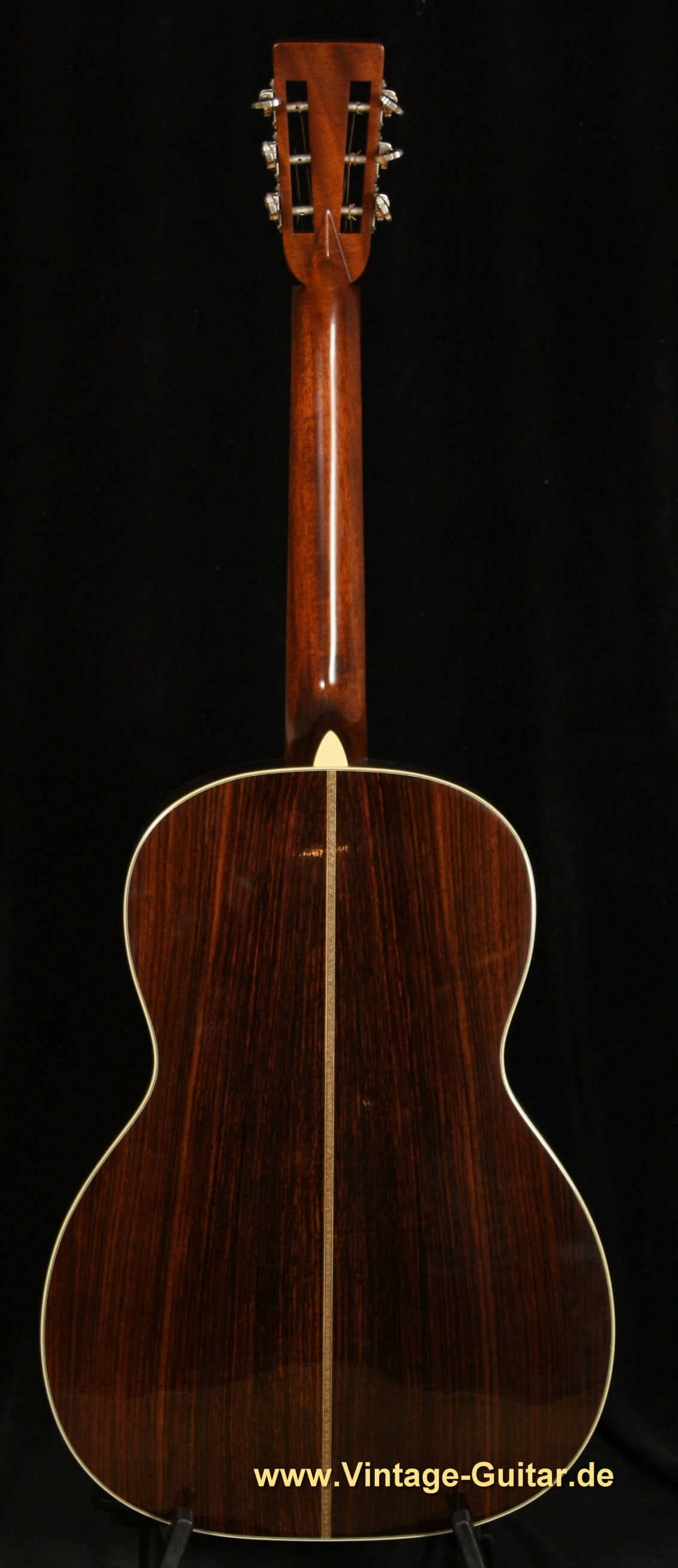 img/vintage/952/Martin_00028_1996_Limited_Edition_12-Fret-back.jpg