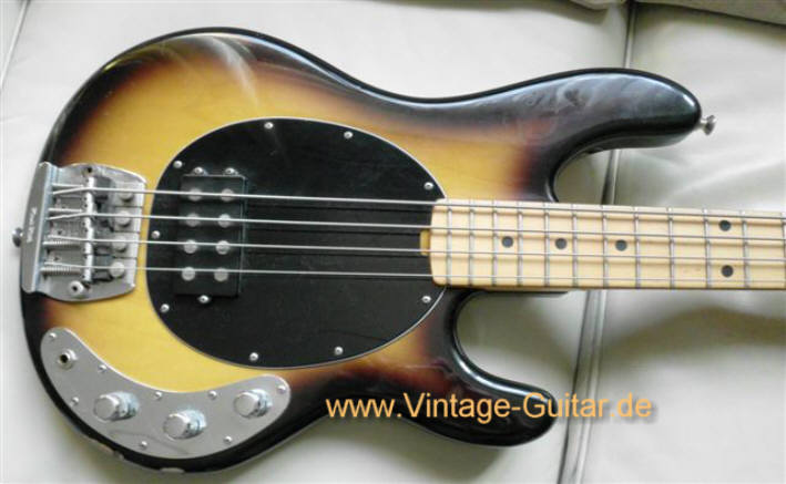 Music-Man_Stingray_1982_sunburst-1.jpg